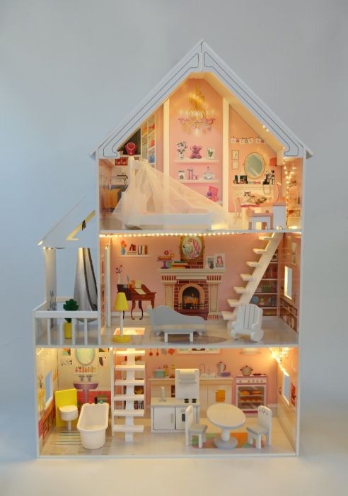 Gerardo's Toys puinen nukkekoti Liselle