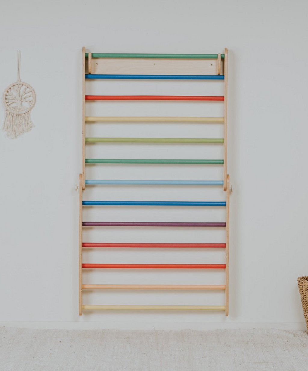 Pikler-kiipeilykolmio puolapuu-lisäosalla (6 kk–7 v) - Sateenkaari